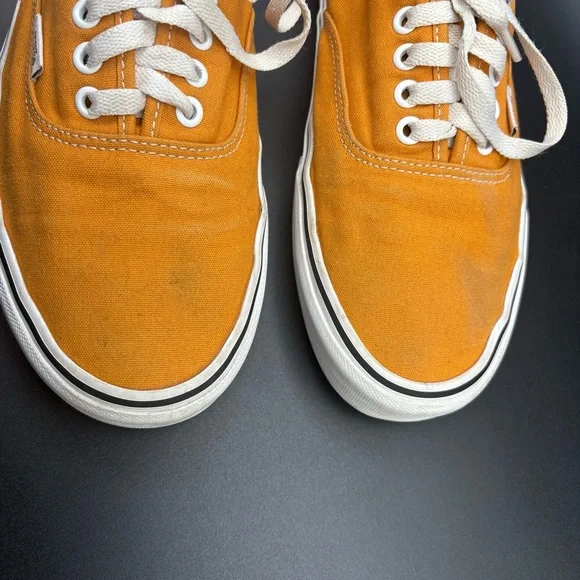 Vans Authentic Off the Wall Lace up Orange White sneakers, Mens Size 10 - Picture 2 of 9